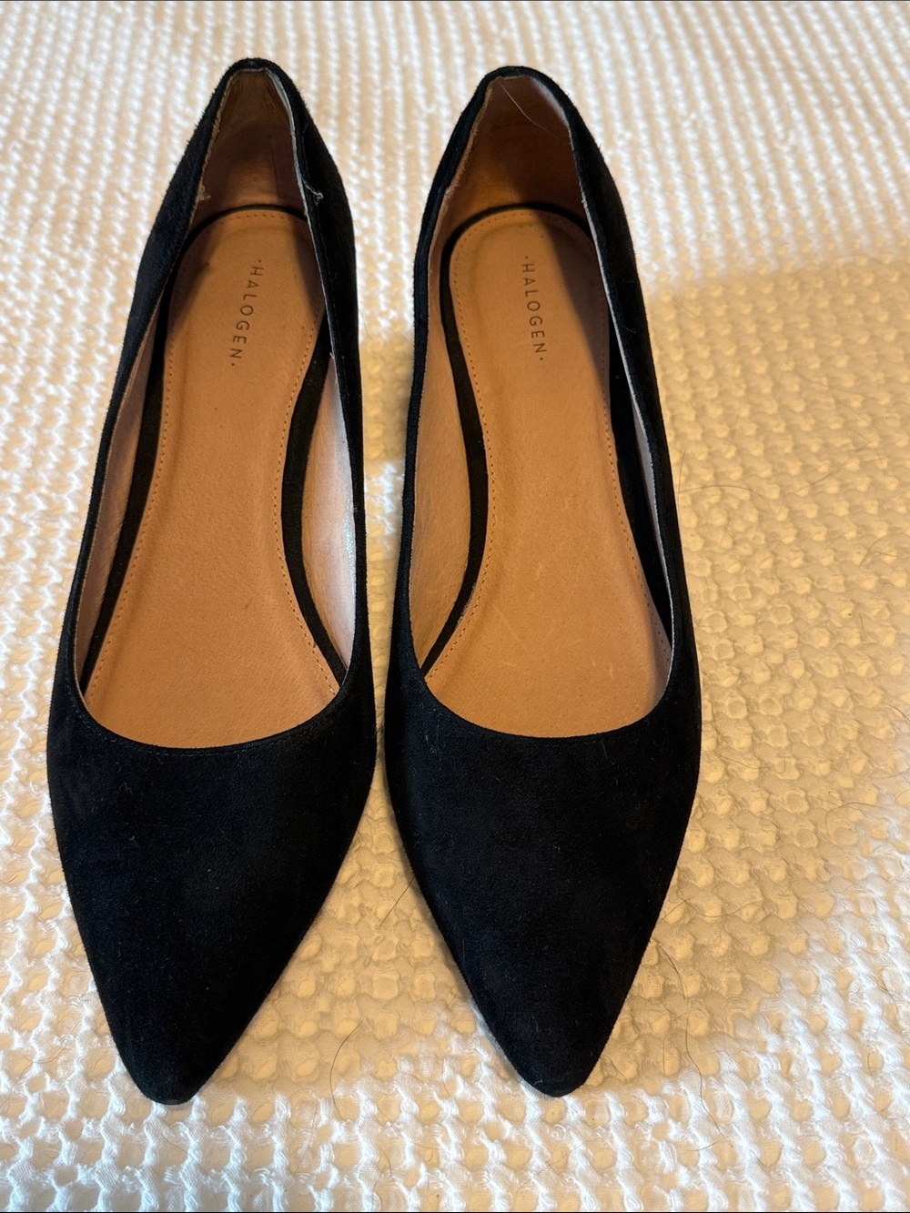 Halogen Black Pointed-Toe Suede Ballet Flats